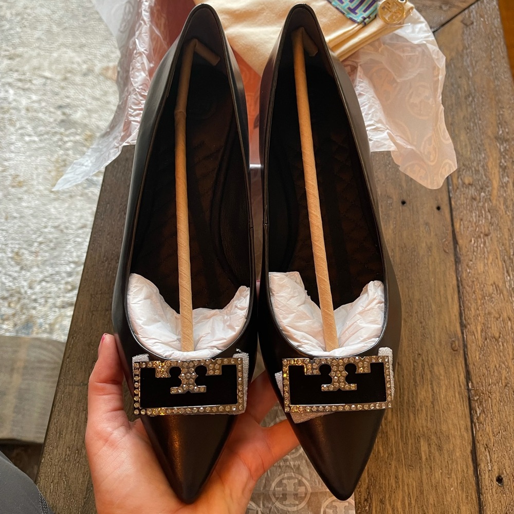 Brand new Tory Burch GiGi Embellished Flat
